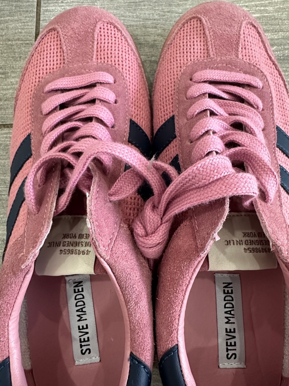 Steve Madden Pink/Navy Nirvana Sneakers New! - Picture 3 of 11